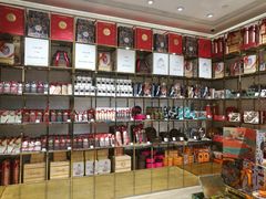 零售区-VENCHI 闻绮(北京国贸商城店)