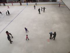 -陈露国际冰上中心(天津嘉里汇店)