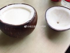 -志龙皇冠吃货椰子铺