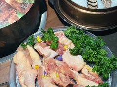 -芸山季·云南野生菌火锅(人民广场来福士店)