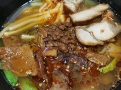 -桂在香知桂林米粉(红博中央公园店)