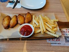 -必胜客(鼓楼店)