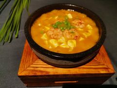 石锅虾球海胆豆腐-山里亲戚(淞虹路店)