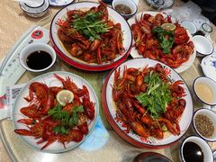 -鲁小三·大骨自助(金山总店)