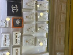 -海星奢选二手奢侈品手表包包鉴定回收寄卖(墨玉南路店)