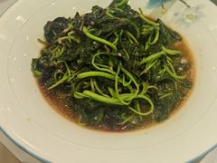 -老季市·三代非遗传承·地标美食老汁鸡(工农路店)