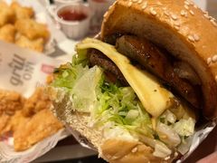 -The Habit Burger Grill 哈比特汉堡(复兴soho店)
