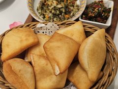 -巴特餐饮6加1音乐餐吧·新疆菜