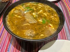 -香巴拉云南餐厅(华莱坞店)