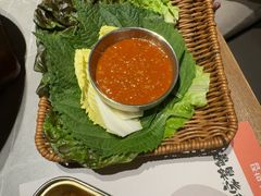 -草家酱蟹炭火烤肉店(珲春南路一店)