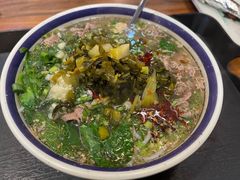 -云阿蛮云南生烫牛肉米线(奉贤路店)