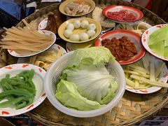 -文立新·秤盘麻辣烫(天通苑店)
