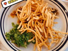 -正南齐北·老街糯米团(洪崖洞店)