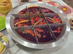 -厂花素芬九宫格火锅(银泰店)