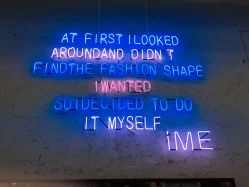 -SALON V