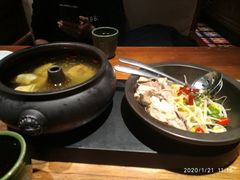 -云海肴·汽锅鸡·云南菜(美罗城店)