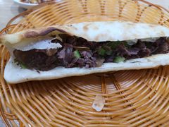 标准火烧-金诚张妈妈羊汤·驴肉火烧(旧宫佳和园店)