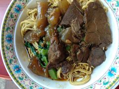 -金杨拉面王小吃面馆·牛三宝面·红烧牛肉粉