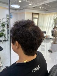 -V7 HAIR SALON