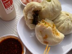 -李与白包子铺(桐梓林店)