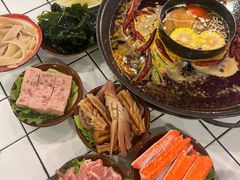 -财二舅火锅招待所