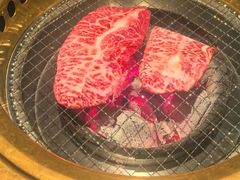 -山川小町·极番烧肉(新地假日广场店)
