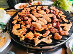 -小辣椒汤锅烧烤(温泉南街店)