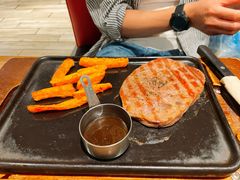 -必胜客(新中纬店)