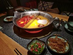 -湊湊火锅·茶憩(新中关购物中心店)