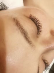 -蜜丝卡伦美甲美睫连锁