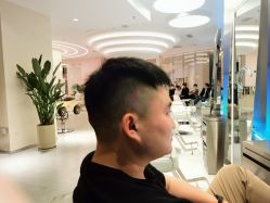 -PE SALON
