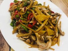 -南雄雄州土菜餐厅(粤北大厦店)