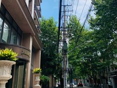-穹六人间 people 6(岳阳路店)