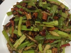 -芳芳餐厅(白沙路店)