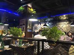 露天位-夜猫子串吧·龙虾.江西小炒(万塘路店)