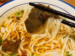 -矮子粉店1985·长沙米粉(湘春路店)
