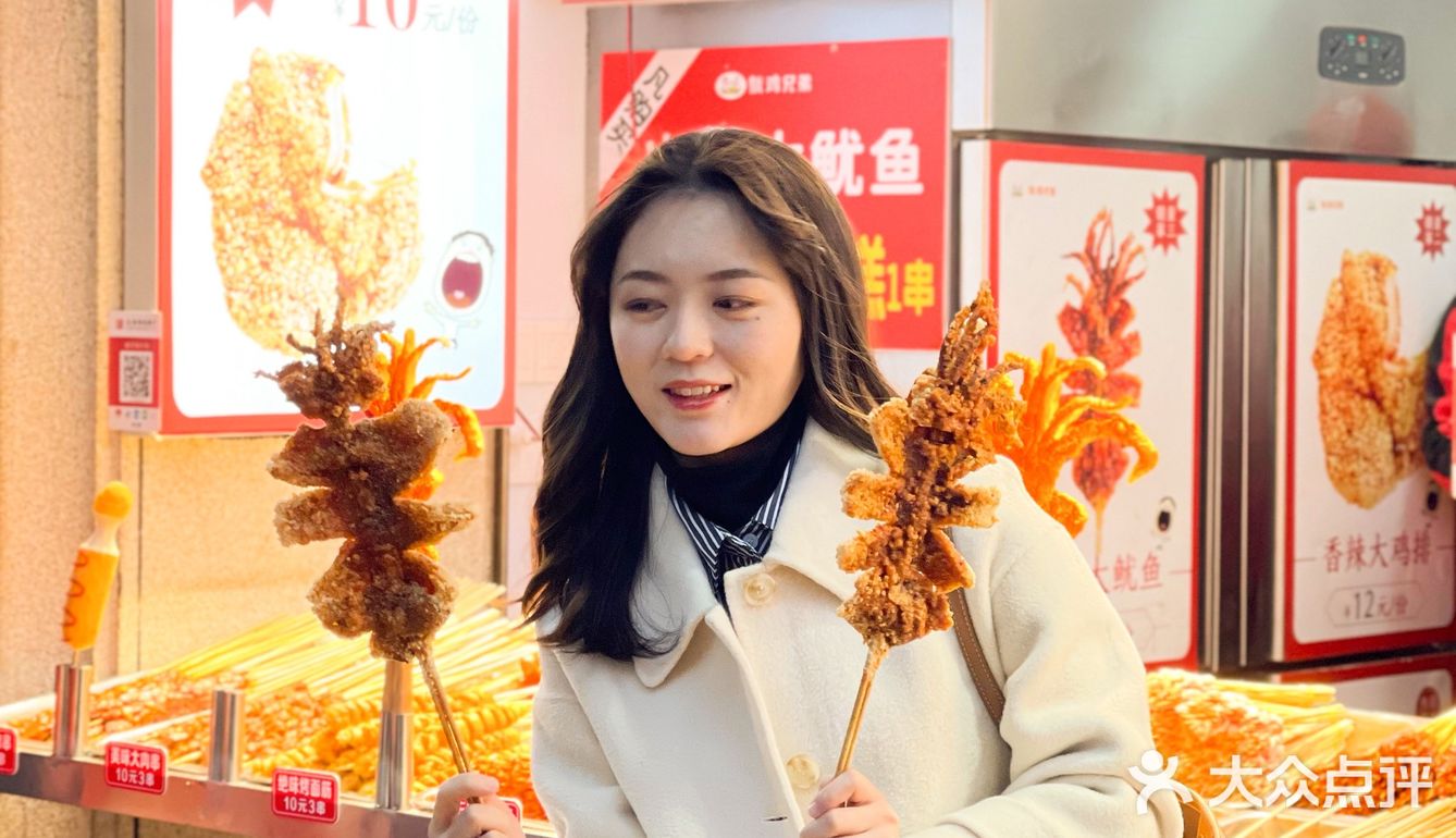 这是我留在南昌的理由️我回购了无数次的大鱿鱼烤面筋！