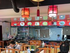 大堂-陈寔包子王·卤煮小肠·京味小吃(龙潭店)