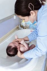 -海豚湾高端月子会所(黄浦店)