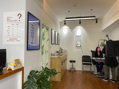 -视野联行眼镜•蔡司•依视路(温江店)