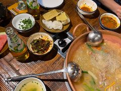 -普洱小黄牛餐厅铜火锅·思茅地方菜(世纪城店)