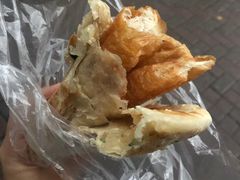 咸烧饼-文武王氏烧饼·无矾油条(西溪路店)