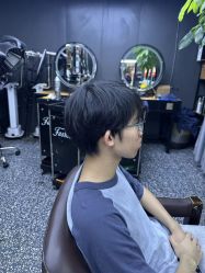 -藤野造型专业烫染接发