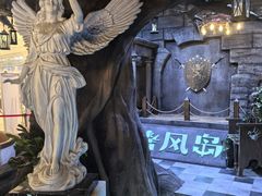 -暴风岛沉浸式体验馆(百联世纪店)