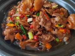 一顿乱炒-辣婆婆(航天桥店)