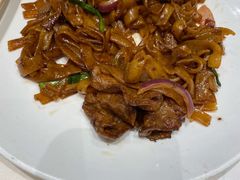 干炒牛河-稻香酒家·34年老字号·港式粤菜(汉街店)