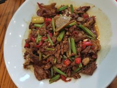 小炒黄牛肉-饭怕鱼(阳光100店)