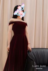 -Lady  Jane高端婚纱礼服馆