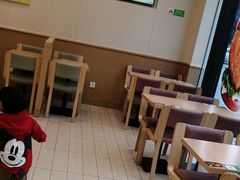 用餐区-德克士(腾达店)