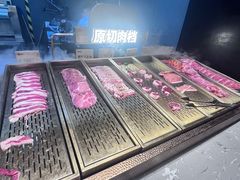 -山焱·炭火自助烤肉(周浦万达店)